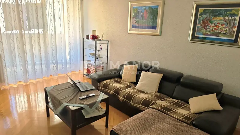 RIJEKA, BELVEDER - Komforan 2S+DB stan s lođom, 69 m2
