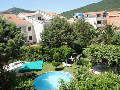 Hotel u Budvi br. 881