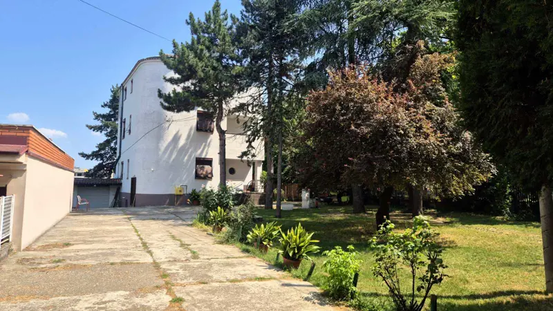 Prodaja kuce Zemun-Kalvarija